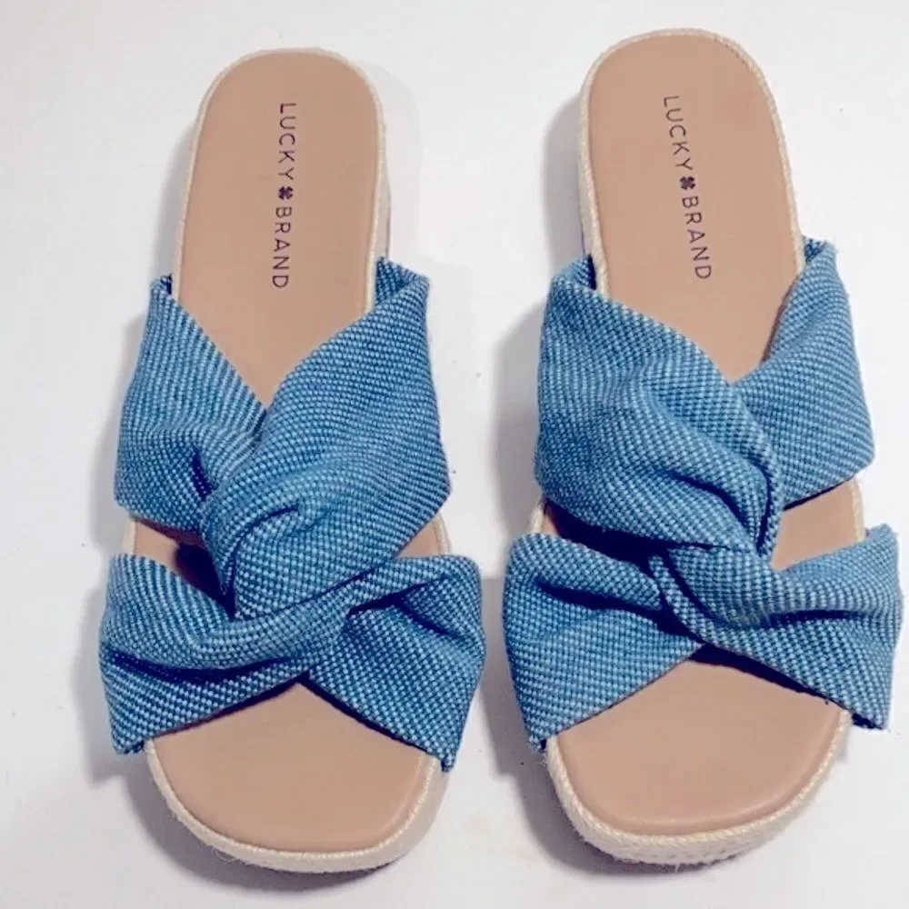 Lucky  brand 1.5” platforms